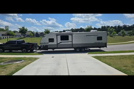 Adam's Coachmen Catalina Toy Hauler