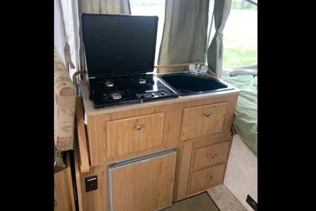 25' Tent Trailer With Slide Out Dinette