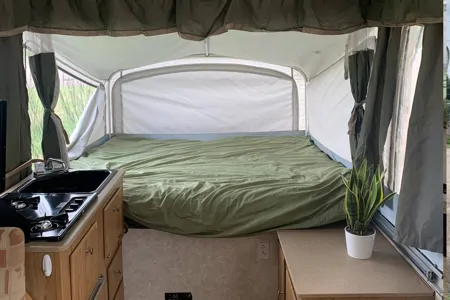25' Tent Trailer With Slide Out Dinette