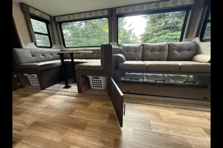 Grill & Chill Bunkhouse Bungalow