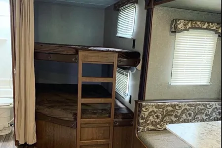 Morgan's Keystone Hideout Travel Trailer