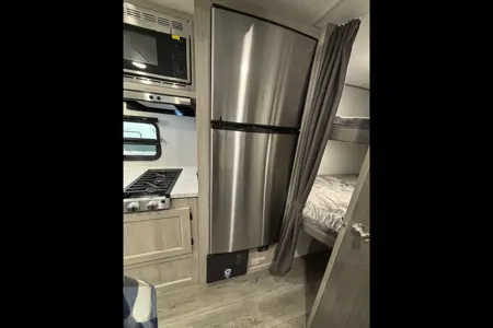 Cody's Coachmen Catalina Travel Trailer