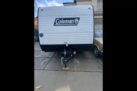 Kayla’s Coleman Keystone Travel Trailer