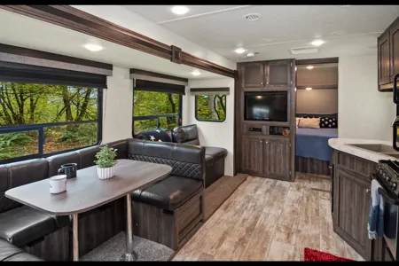 Bryan Family Friendly Rv Rental Highland Ridge RV Open Range Conventional OT27BHS Travel Trailer
