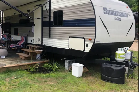 Julie's Cozy RV Sportsmen RV Travel Trailer