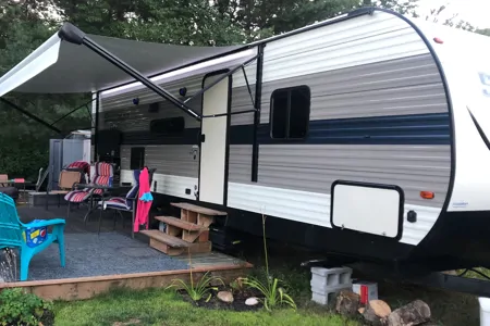 Julie's Cozy RV Sportsmen RV Travel Trailer