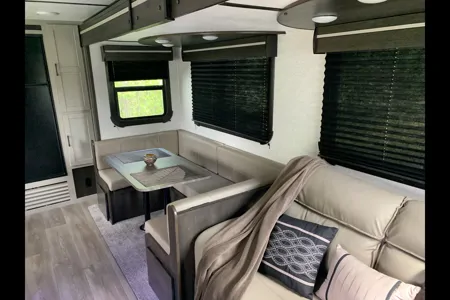 Kenneth's Crossroads New York apartment