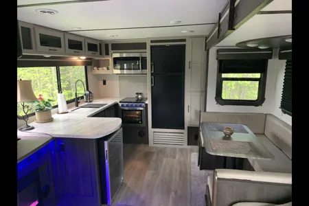 Kenneth's Crossroads New York apartment