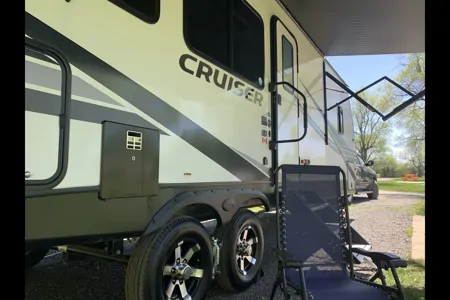 Kenneth's Crossroads New York apartment