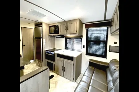 Dana's Springdale 29ft Fifth Wheel