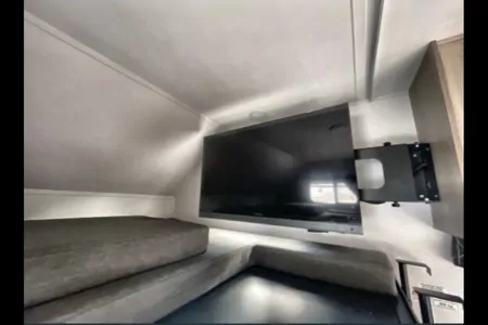 Family Forest River Sunseeker Class C