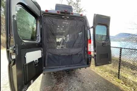 Vincent VanGo - RoadTrek Play + Slumber ~ Class B