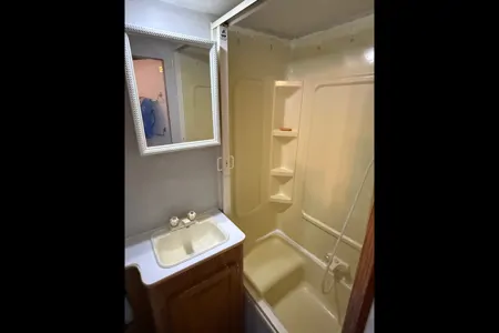 sherwyn's Ford cutaway Class C