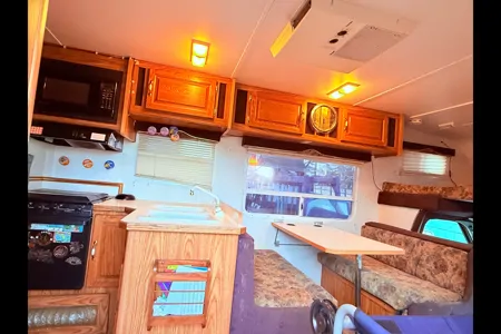 sherwyn's Ford cutaway Class C