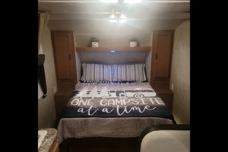 Cozy Gulf Stream Conquest