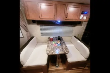 Cozy Gulf Stream Conquest