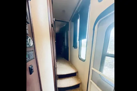 Jennifer's Dutchmen Voltage Fifth Wheel