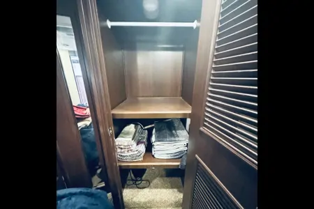 Jennifer's Dutchmen Voltage Fifth Wheel
