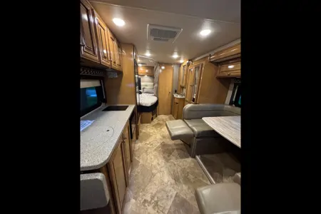 Arthur 's Thor Motor Coach Siesta Class C