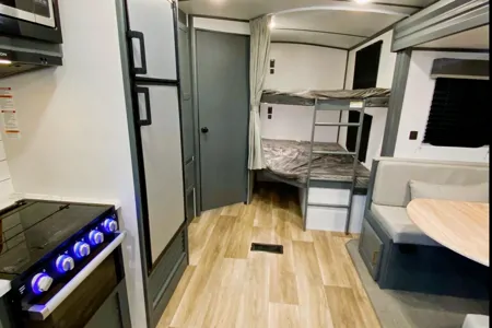 1776 Rentals 2022 Keystone Bullet