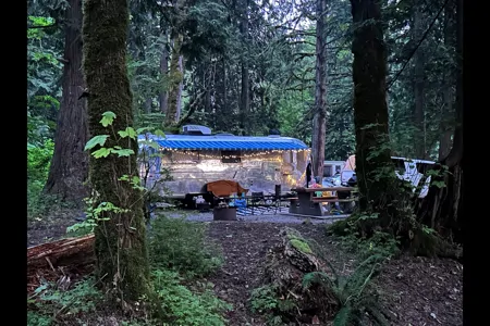 Hudsons Bay Themed Vintage Airtream