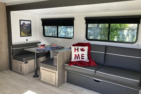 Iain's Springdale 2620vhs Travel Trailer