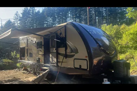 Stephen's Augusta flex 26 rbk Travel Trailer