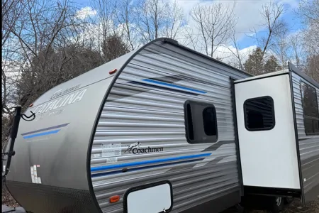 Riverview Retreat Coachmen 273BHSCK Travel Trailer