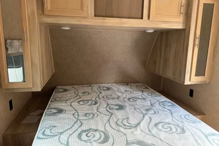 Riverview Retreat Coachmen 273BHSCK Travel Trailer