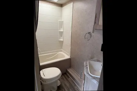 Riverview Retreat Coachmen 273BHSCK Travel Trailer