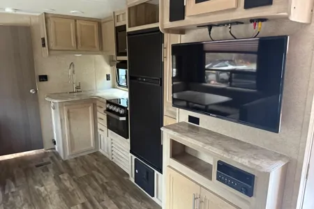 Riverview Retreat Coachmen 273BHSCK Travel Trailer