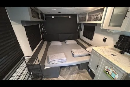 Forest River FSX Platinum 260RTX Toy Hauler