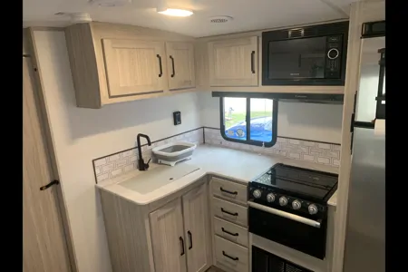 Francisco's Shadow Cruiser Shadow Cruiser Travel Trailer