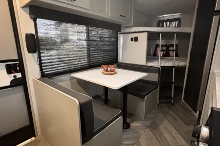 Forest River Wildwood FSX – Sleeps 7!