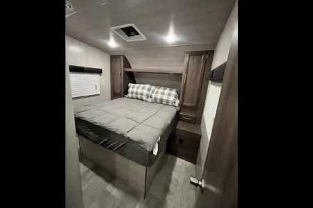 Michael's Genesis RV Vortex Travel Trailer