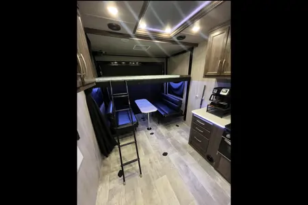 Michael's Genesis RV Vortex Travel Trailer
