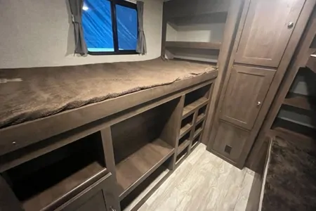 Oasis 310K Travel Trailer