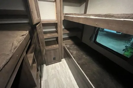 Oasis 310K Travel Trailer