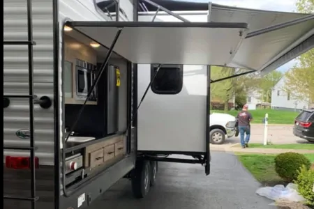  2021 Palomino Puma  32 BHKS Travel Trailer