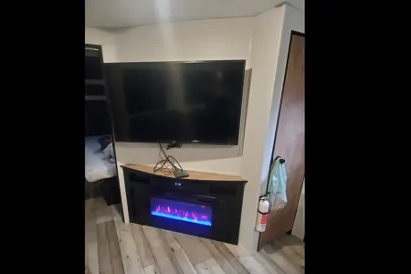 Cody's Keystone Springdale 295BH Travel Trailer