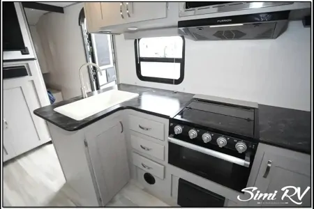 Tracer 260BHSLE - Compact Elegance!