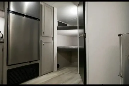 Tracer 260BHSLE - Compact Elegance!