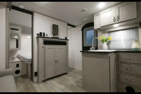 Tracer 260BHSLE - Compact Elegance!