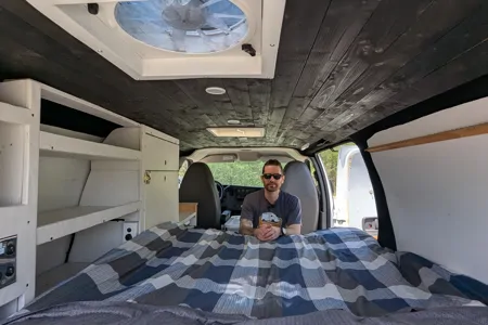 Shoebill Electrician (GMC Savana 2011)