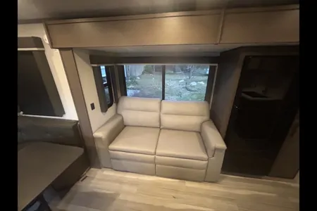 Keystone Travel Trailer w Satellite TV and 5G WIFI