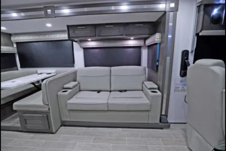 Stéphane Trudeau Chalet VR