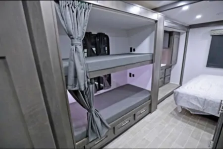 Stéphane Trudeau Chalet VR