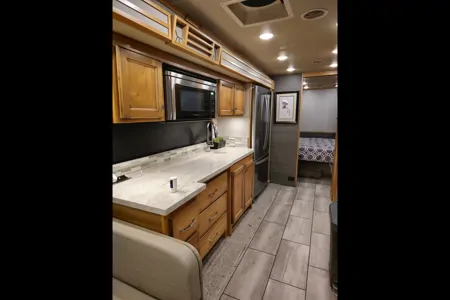 Luxury Motorhome Stay in Weatherford/Aledo, TX