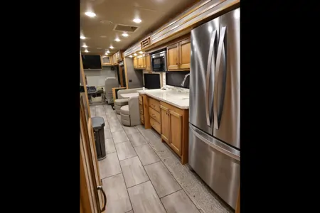 Luxury Motorhome Stay in Weatherford/Aledo, TX