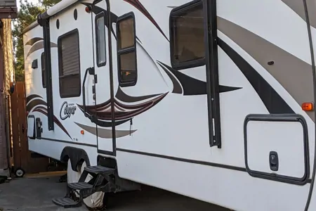 Sharon's Keystone Cougar Lite Travel Trailer